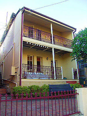 Darling St house